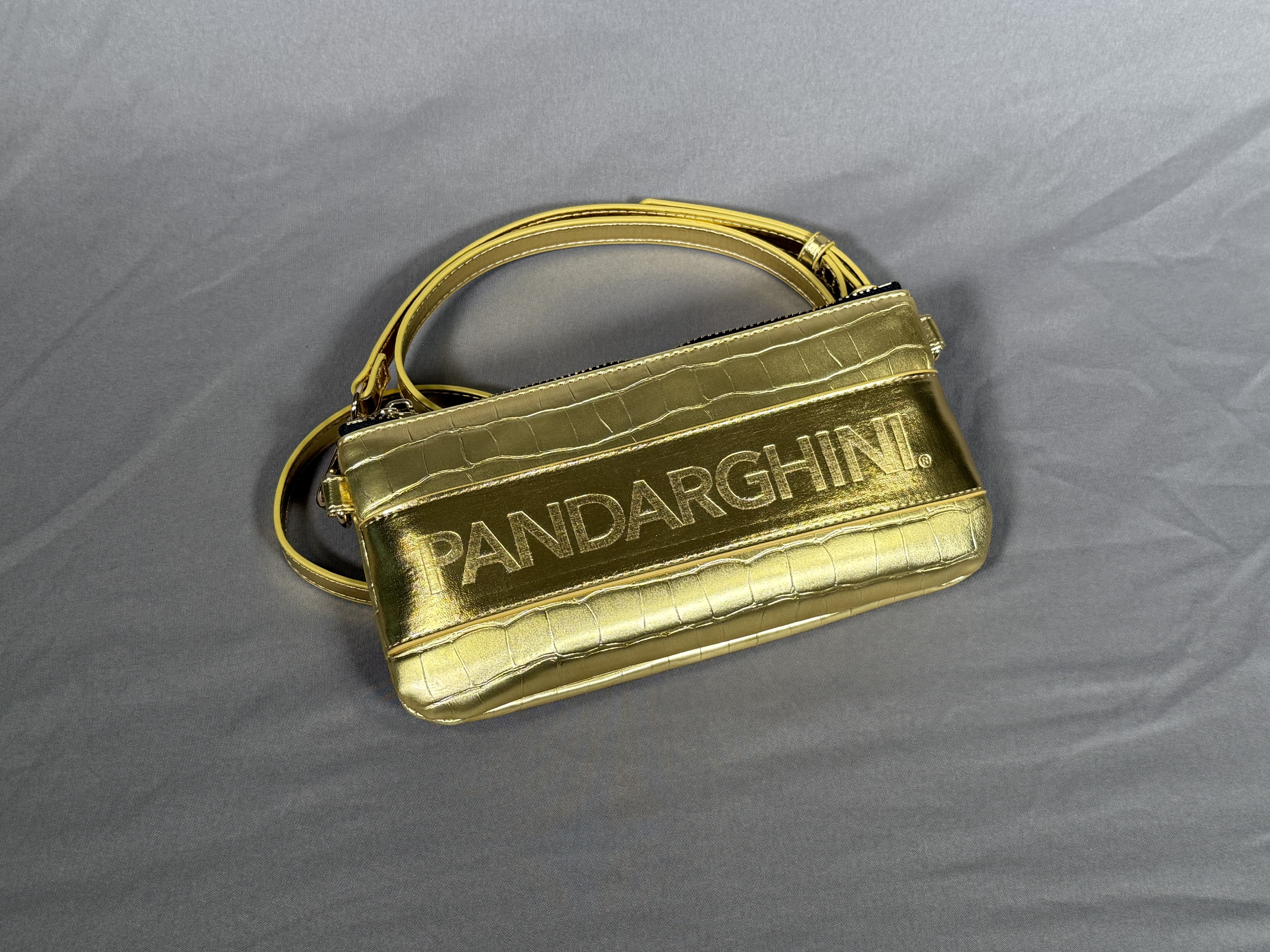 ショルダーウォレット